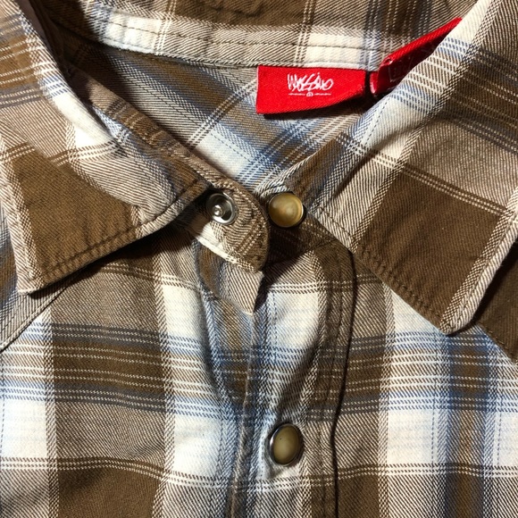 Men’s vintage flannel plaid
Mossimo brand size m
Snaps western style pockets - Picture 3 of 4